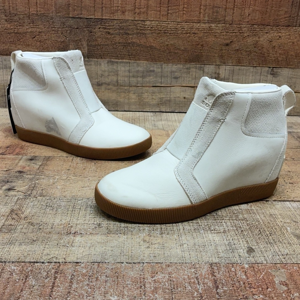 Sorel Boots Womens Size 8.5 39.5 White Leather Ankle Wedge Waterproof NL5057-125
